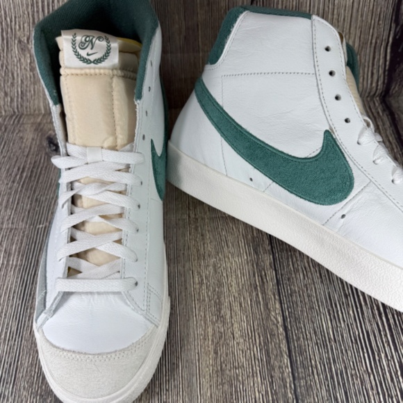 Nike Blazer Mid 77 PRMSummit White/Bicoastal Green/Phantom Mens FN5822-100 - Picture 6 of 8